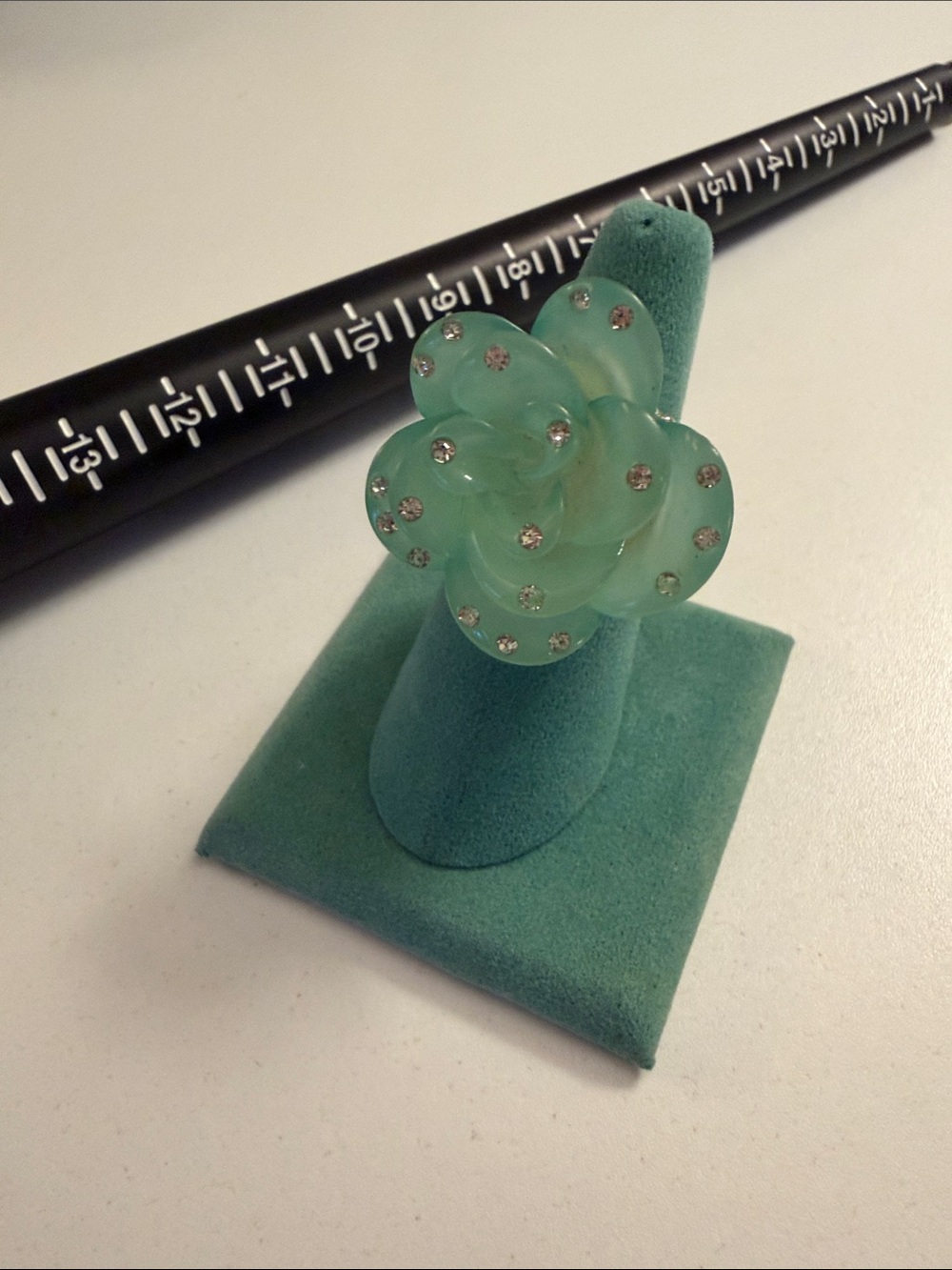 Vintage Sea Foam Green Floral Ring with Crystal Accents and Stretch Band